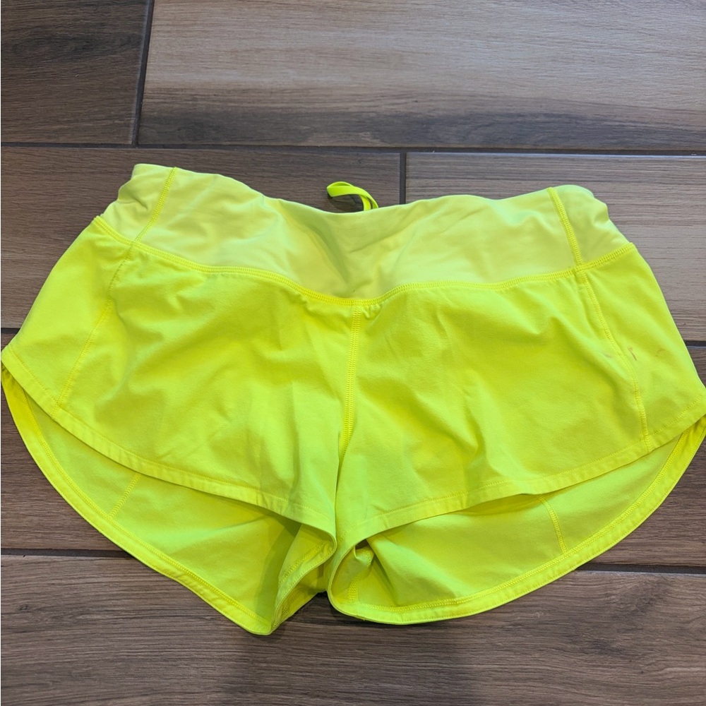 Lululemon speed up 2.5 inch shorts